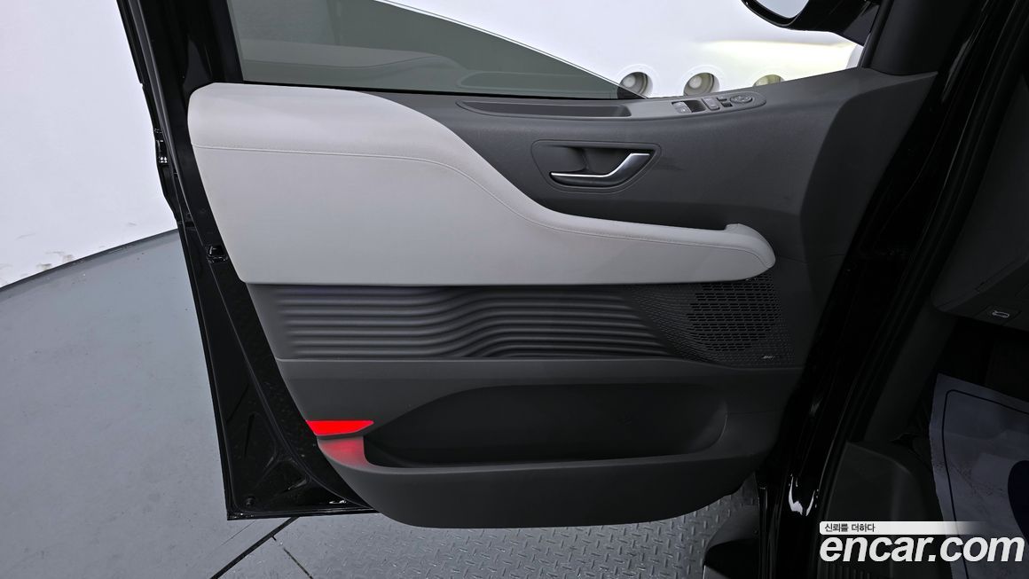 Hyundai Staria 2023