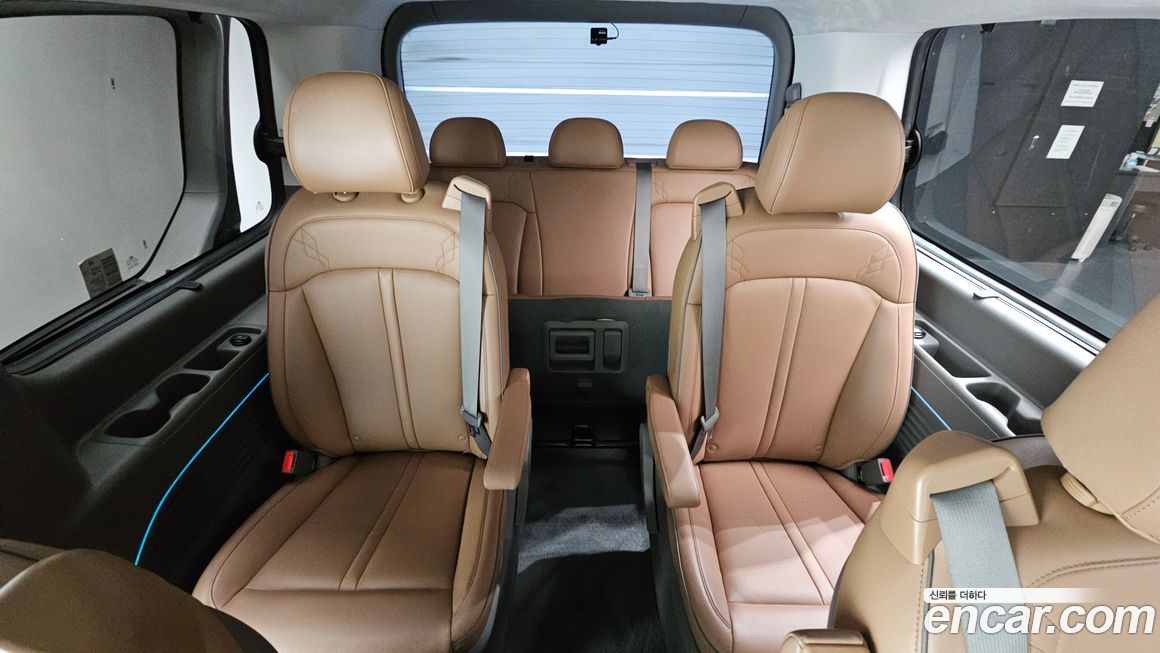 Hyundai Staria 2022