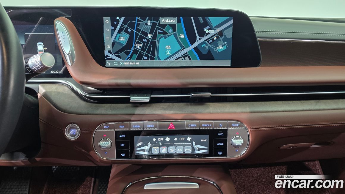 Genesis G90 2023