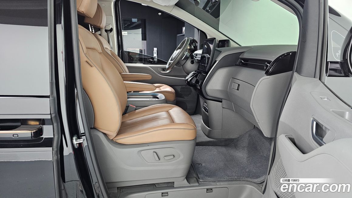 Hyundai Staria 2022