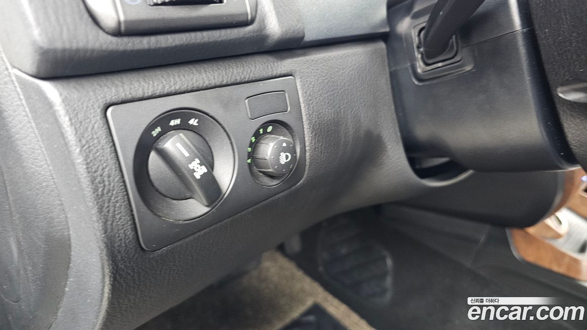 KG_Mobility_Ssangyong Rexton 2016