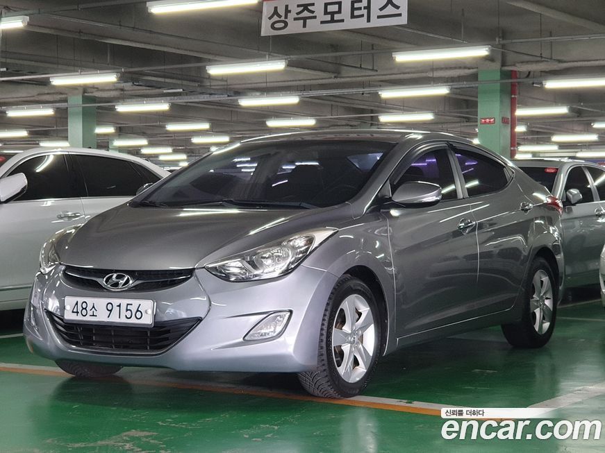 Hyundai AVANTE 2011