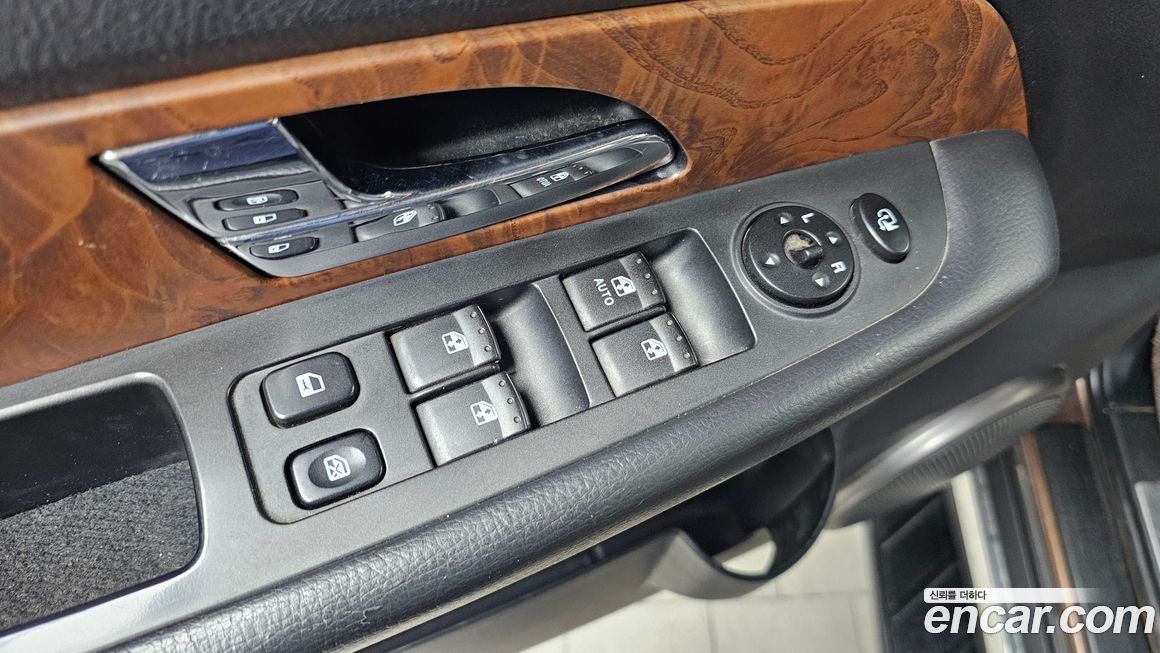 KG_Mobility_Ssangyong Rexton 2016