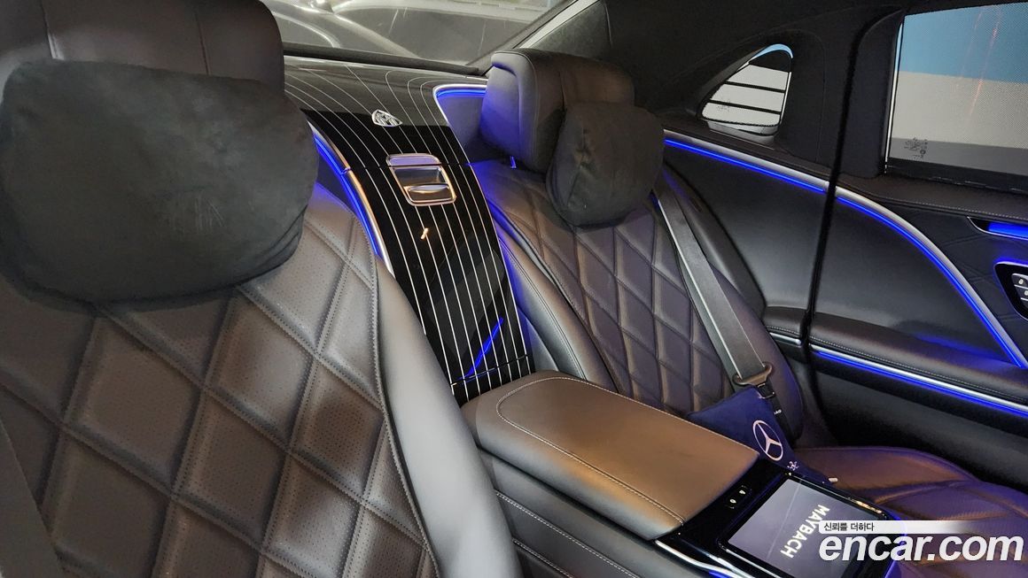 Mercedes-Benz S-Class 2024