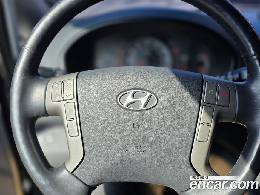 Hyundai Starex 2016