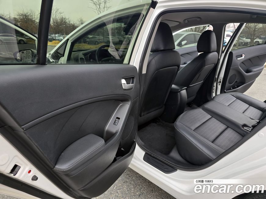 Kia K3 2018