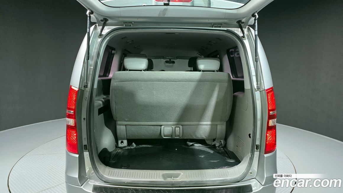 Hyundai Starex 2016