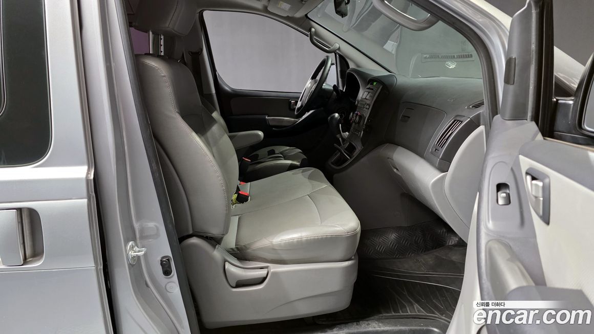 Hyundai Starex 2016