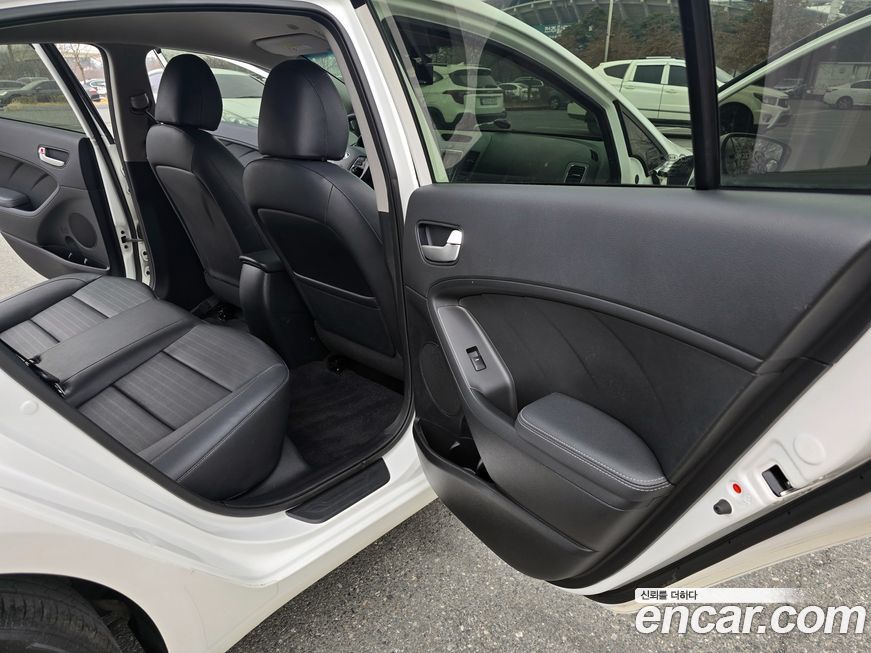 Kia K3 2018