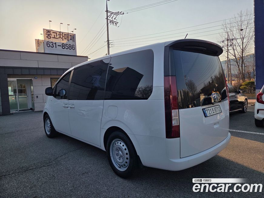 Hyundai Staria 2022