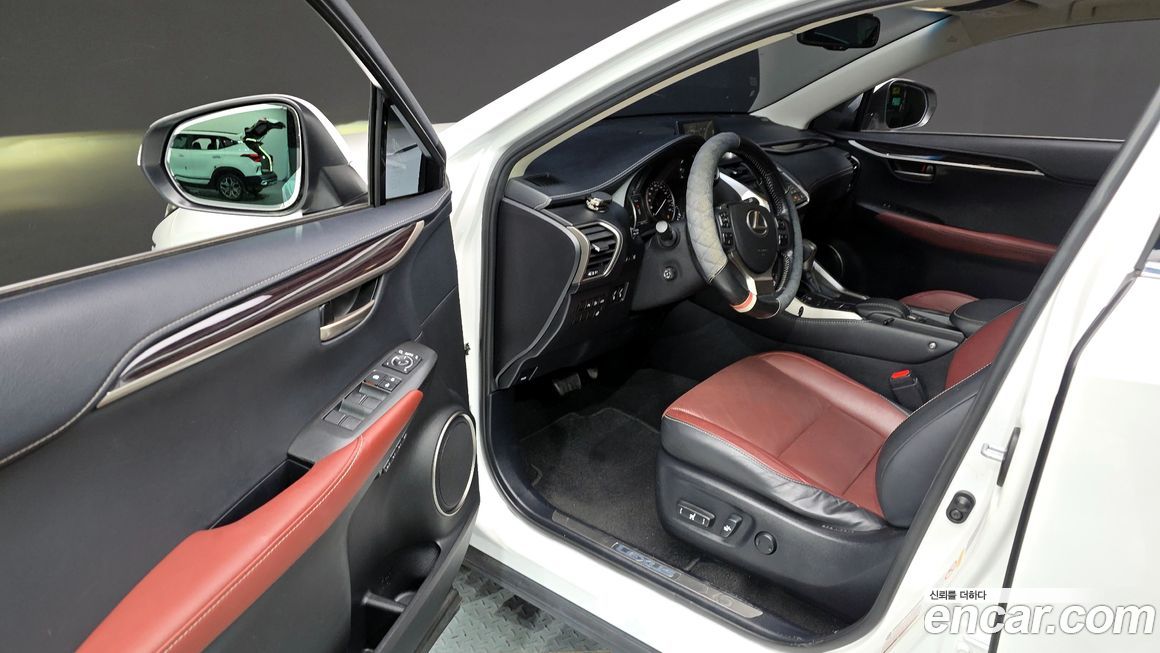 Lexus NX 2015