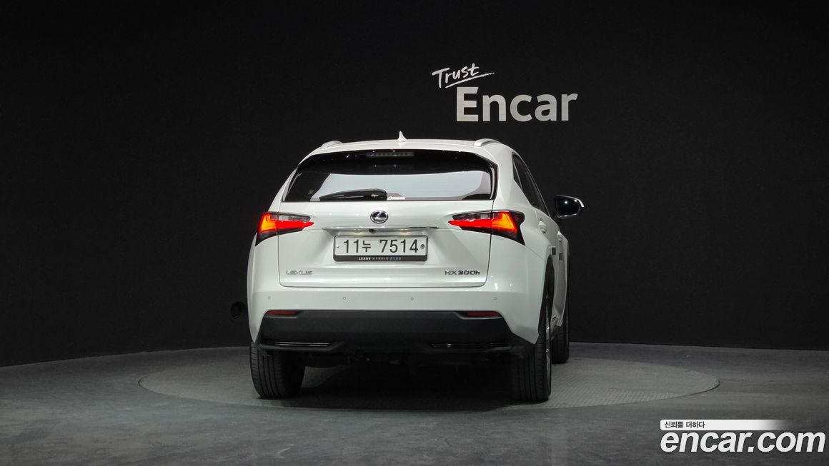 Lexus NX 2015