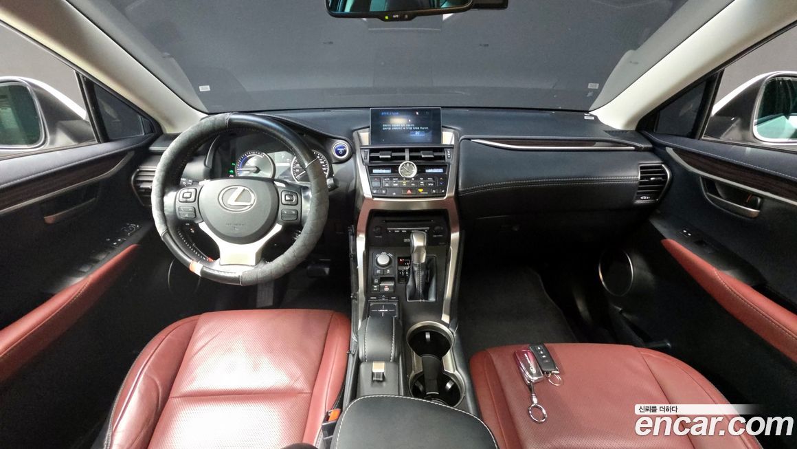 Lexus NX 2015
