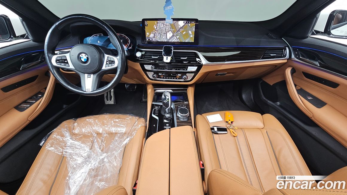 BMW 5-Series 2021