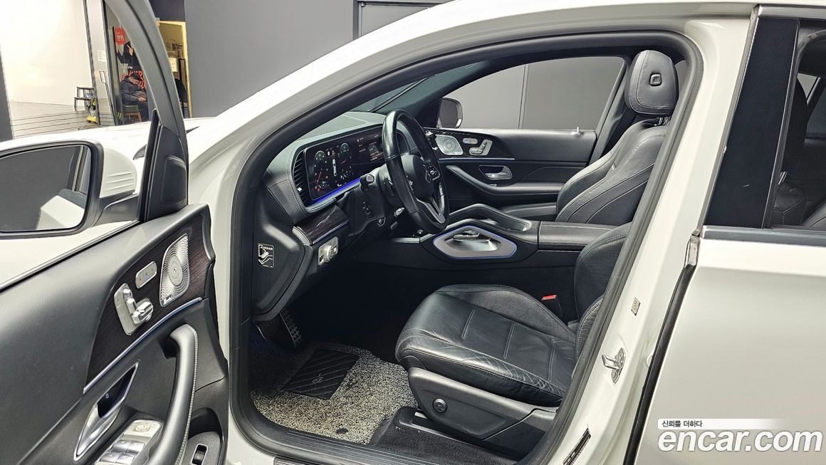 Mercedes-Benz GLE-Class 2021