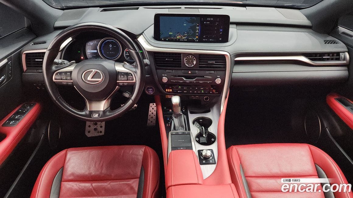 Lexus RX 2021