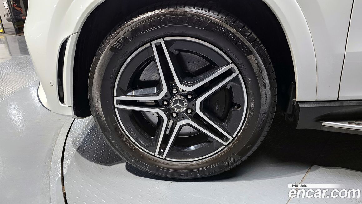 Mercedes-Benz GLE-Class 2021