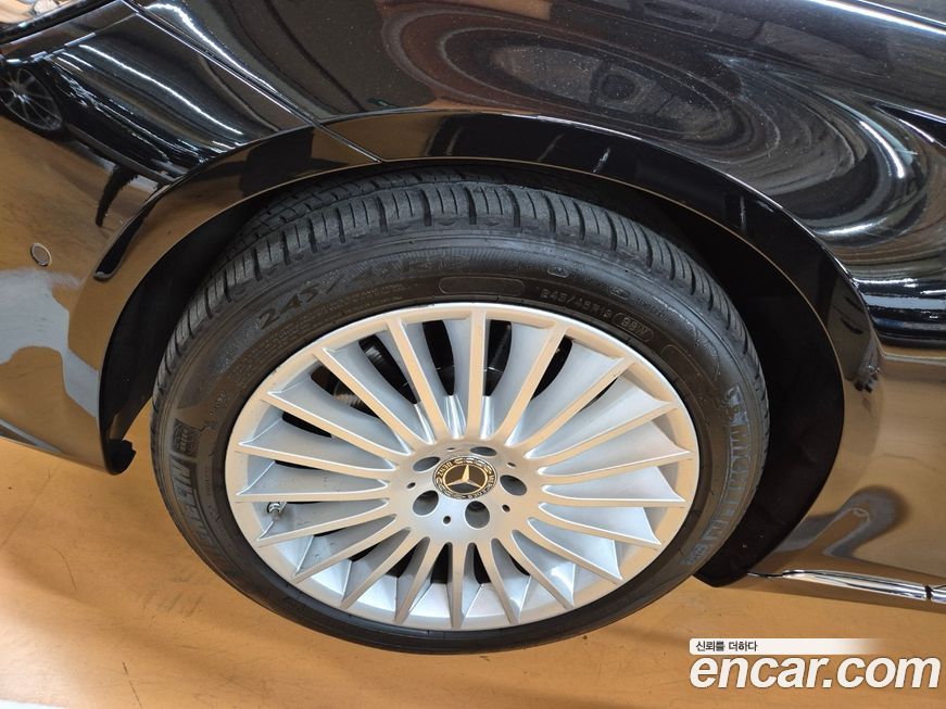 Mercedes-Benz S-Class 2019