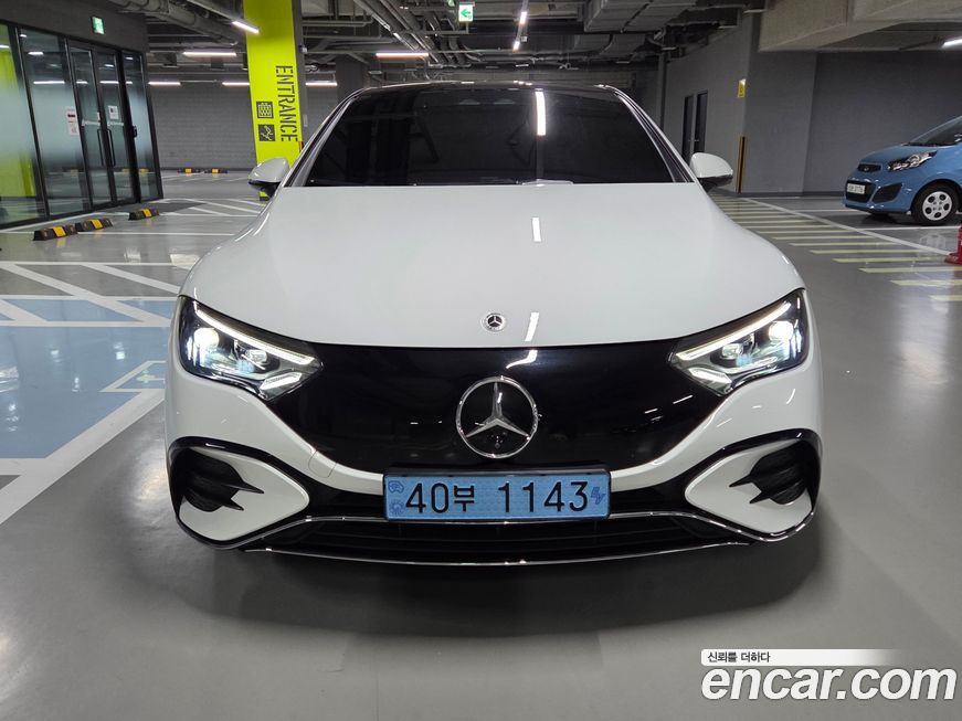 Mercedes-Benz EQE 2024