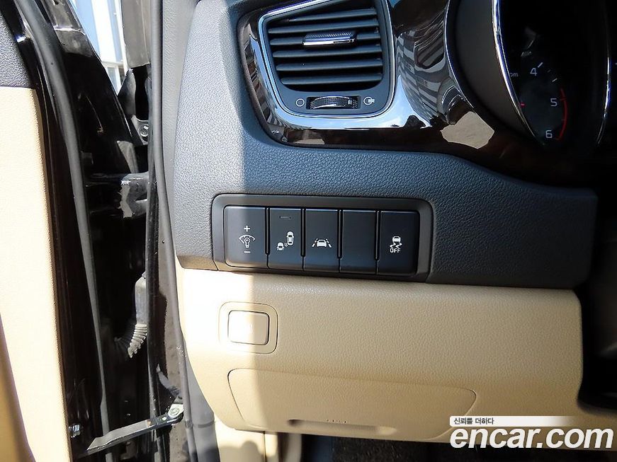 Kia Canival 2019