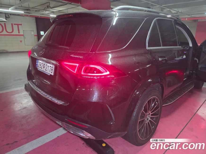 Mercedes-Benz GLE-Class 2023