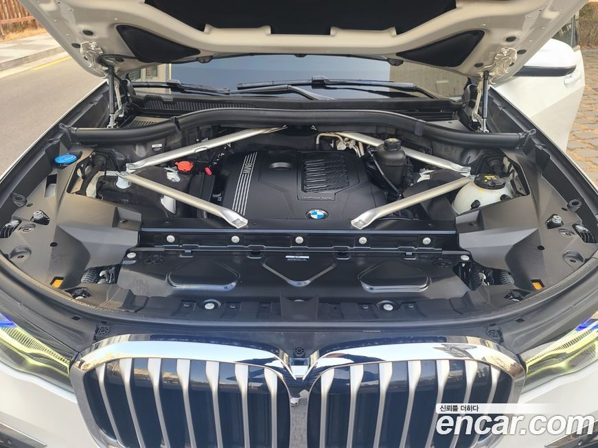 BMW X7 2022