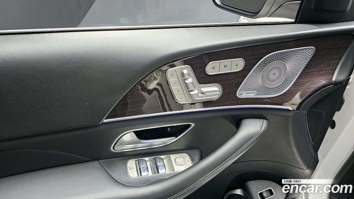 Mercedes-Benz GLE-Class 2021