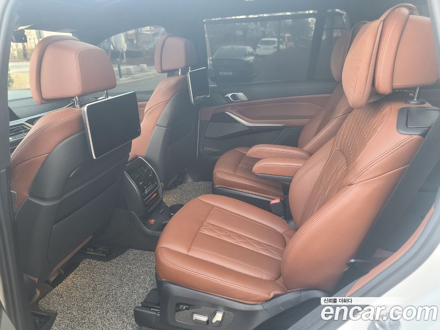 BMW X7 2022