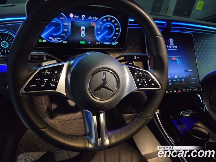 Mercedes-Benz EQE 2024
