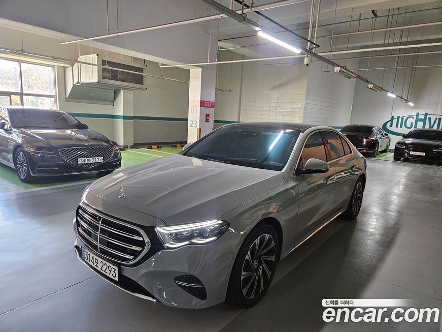 Mercedes-Benz E-Class 2024