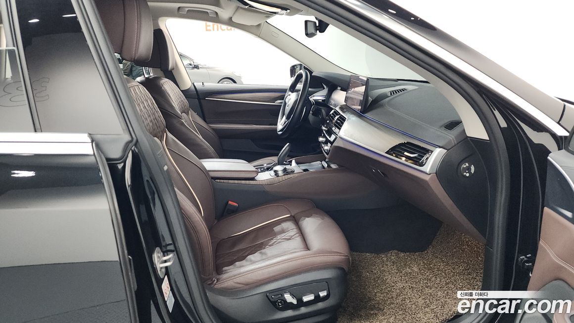 BMW Gran Turismo 2023