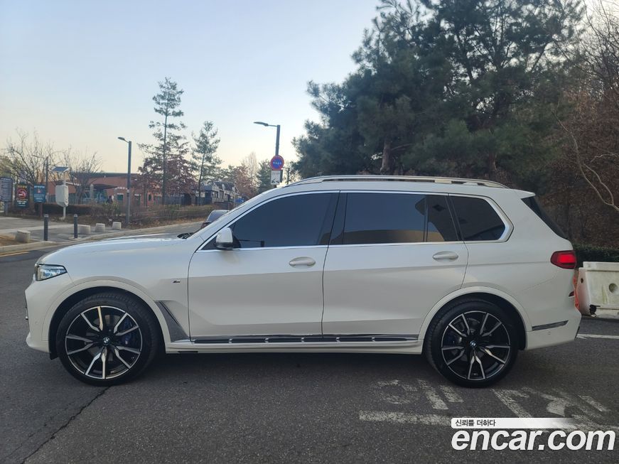BMW X7 2022