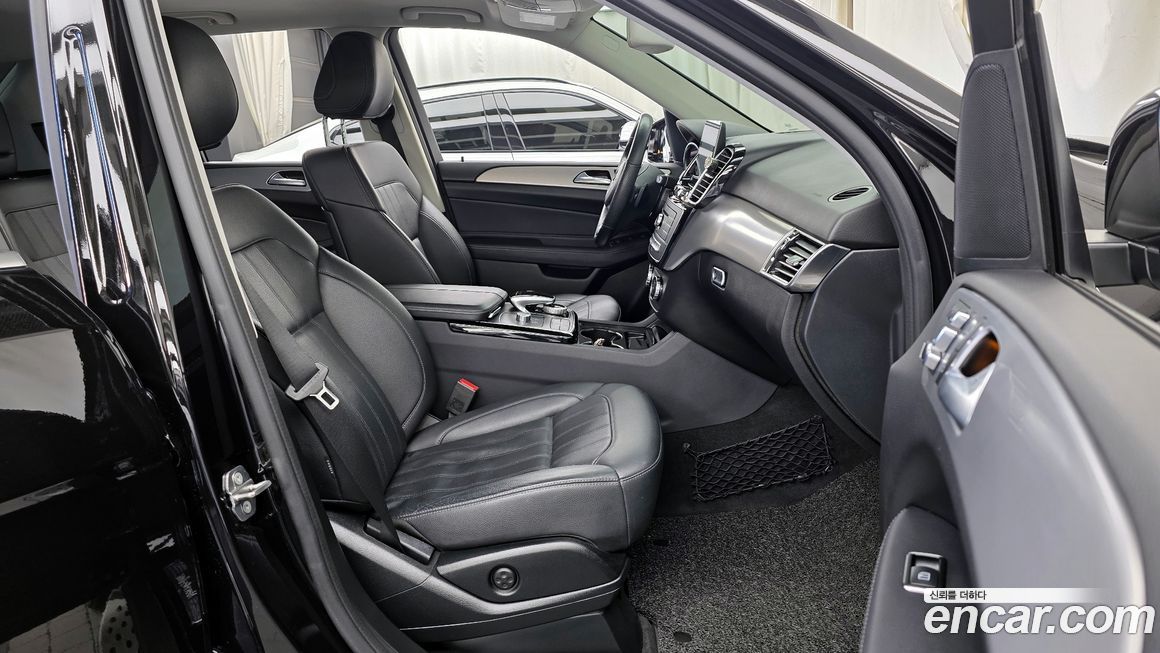 Mercedes-Benz GLE-Class 2018