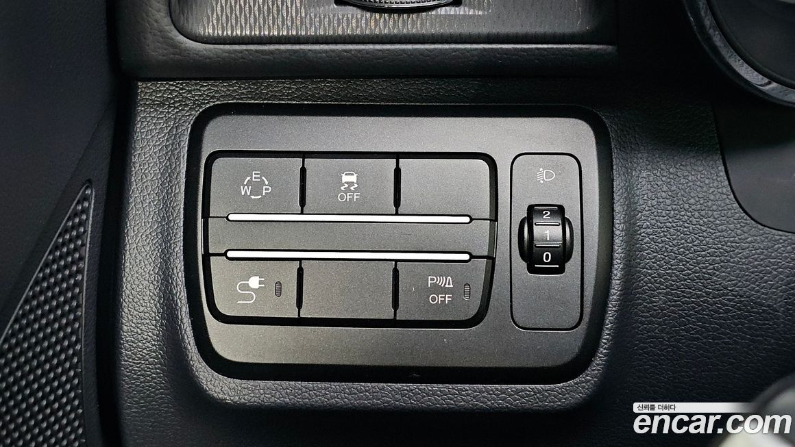 KG_Mobility_Ssangyong TIBOLI 2017