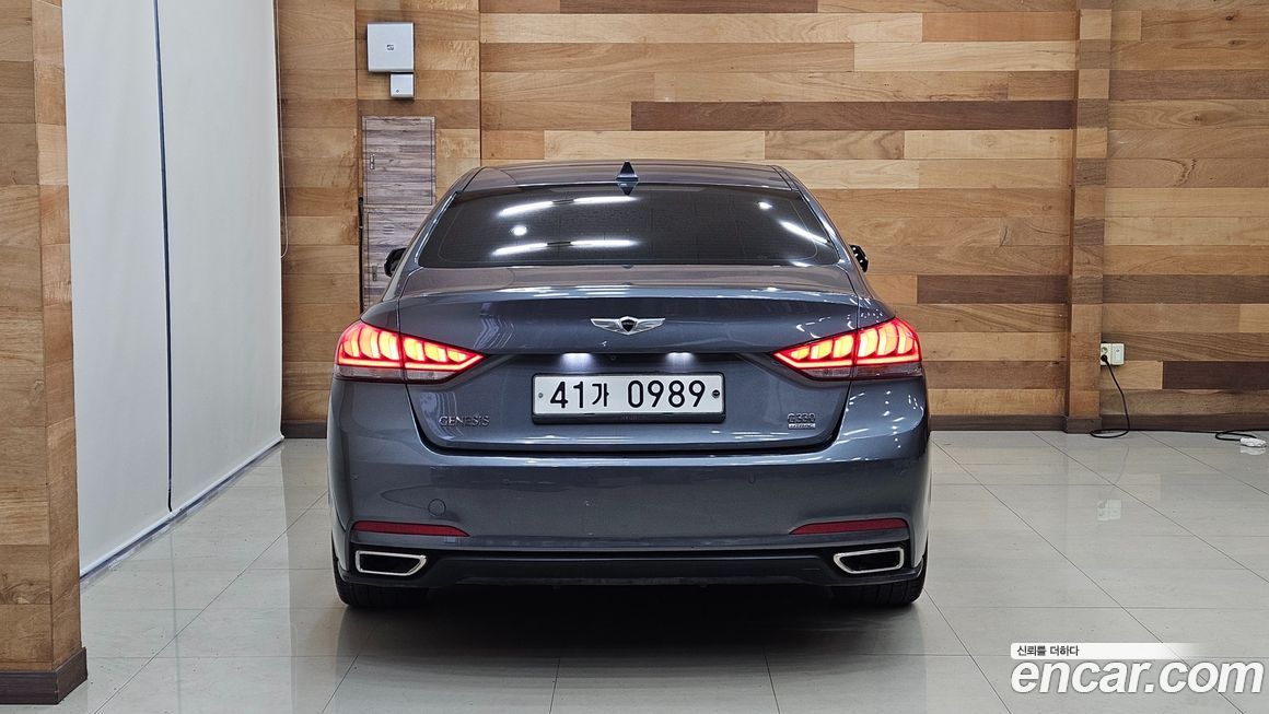 Hyundai Genesis 2016