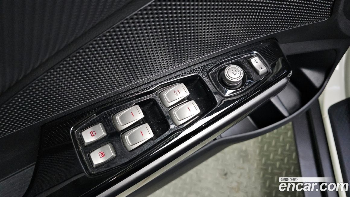 KG_Mobility_Ssangyong TIBOLI 2017