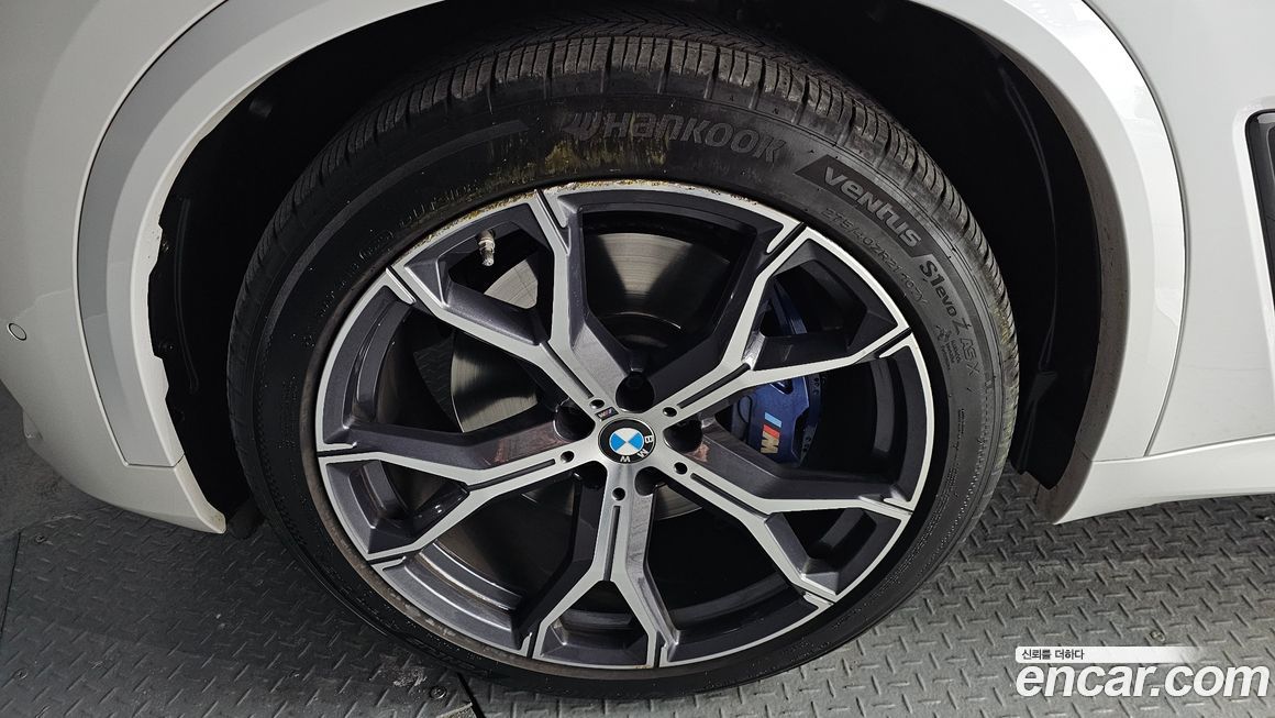 BMW X5 2022
