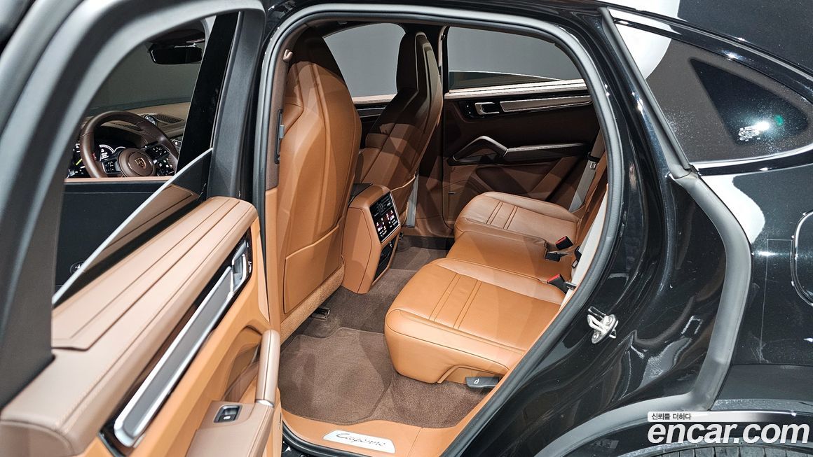 Porsche Cayenne 2023
