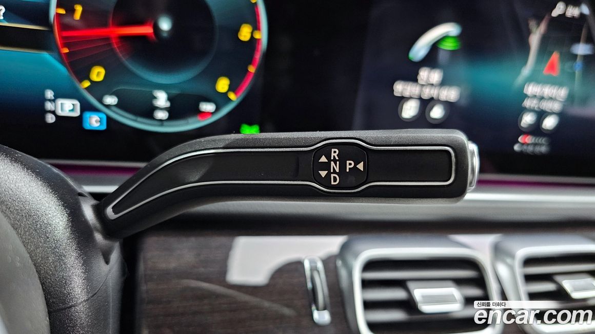 Mercedes-Benz GLE-Class 2021