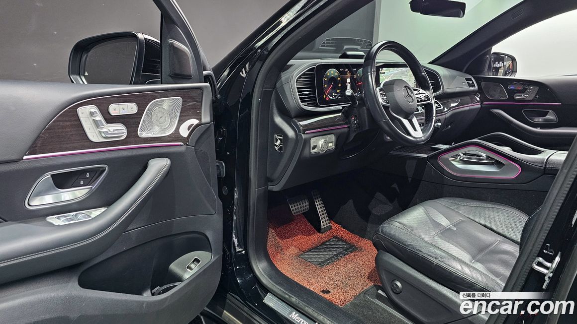 Mercedes-Benz GLE-Class 2021