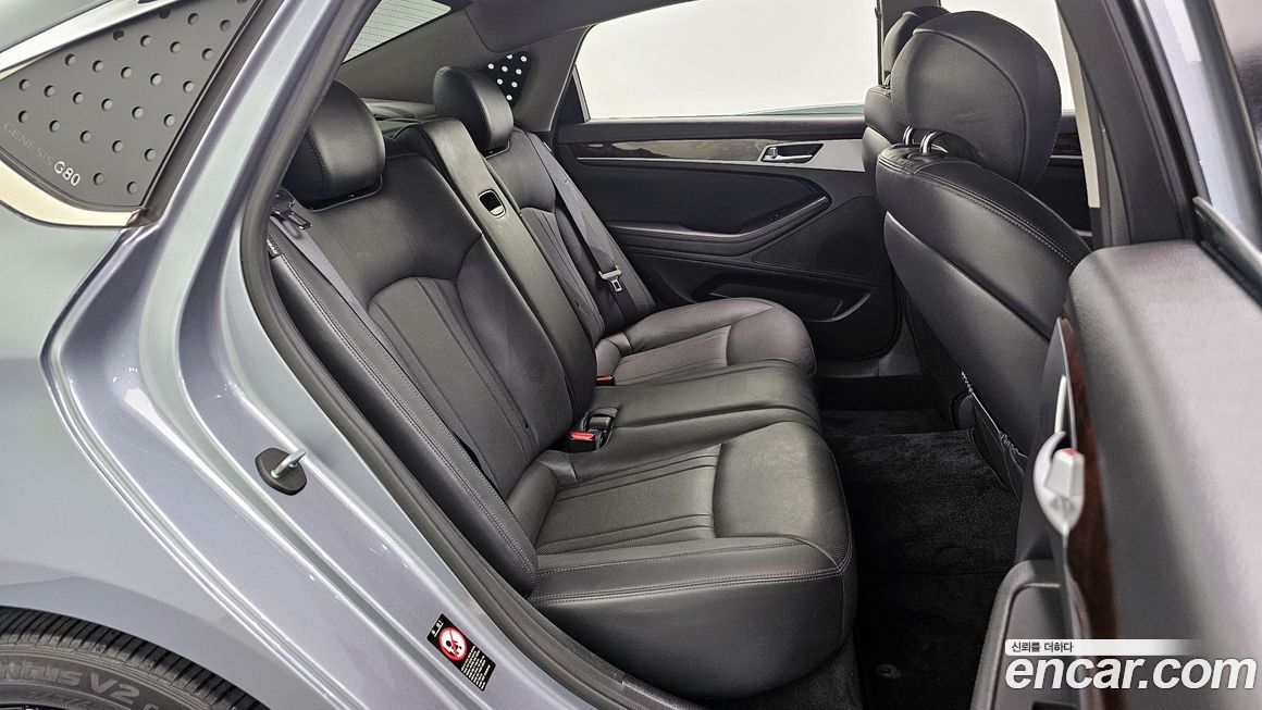 Hyundai Genesis 2014