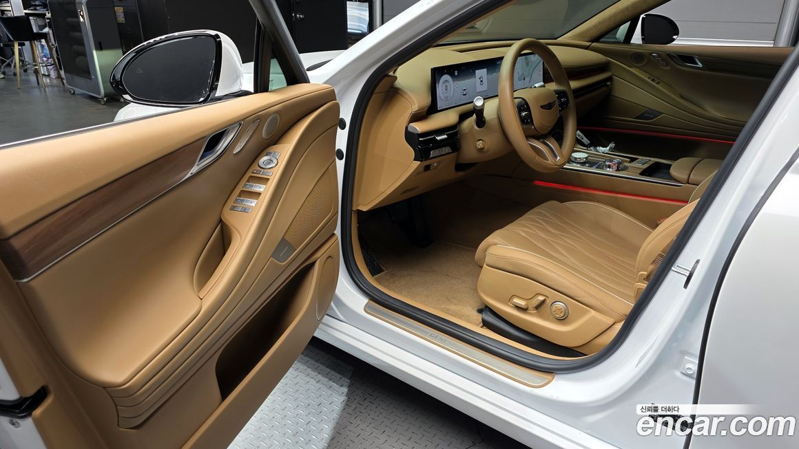 Genesis G80 2025