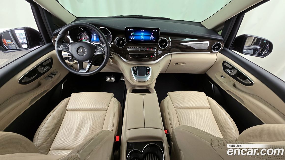 Mercedes-Benz V-Class 2023