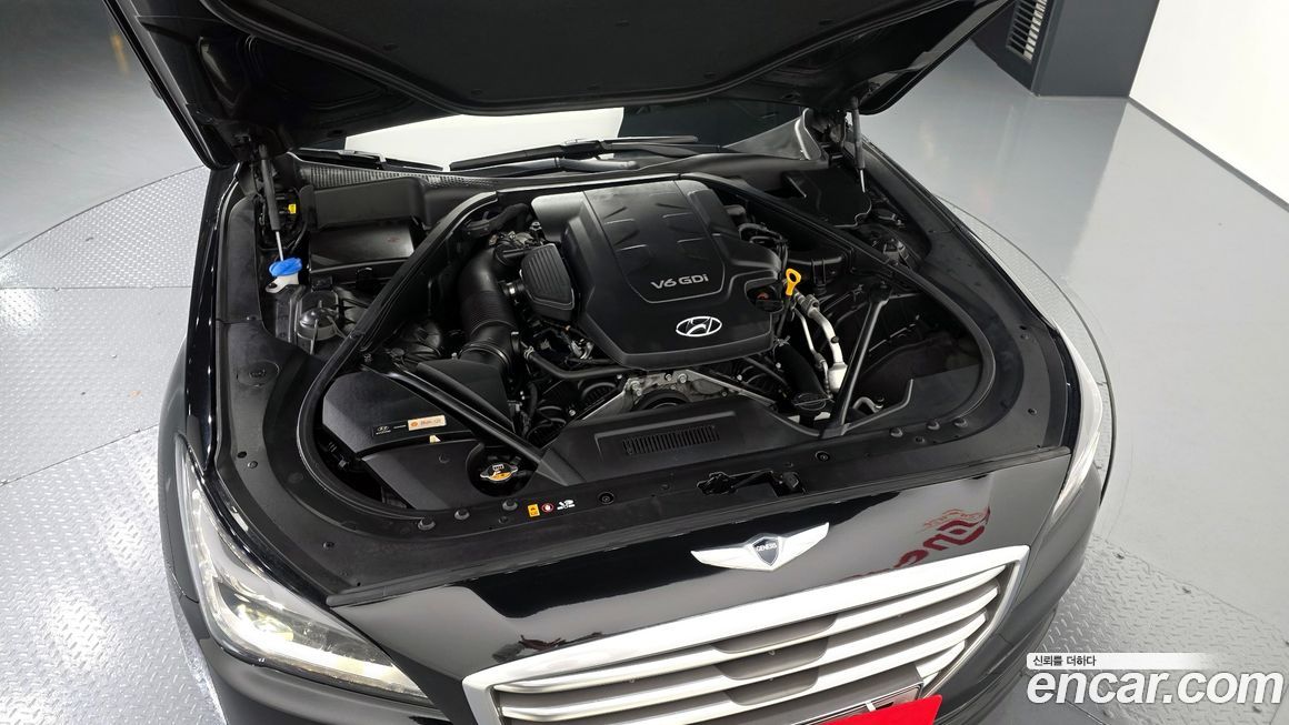 Hyundai Genesis 2016