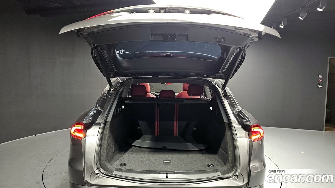 Maserati Grecale 2023