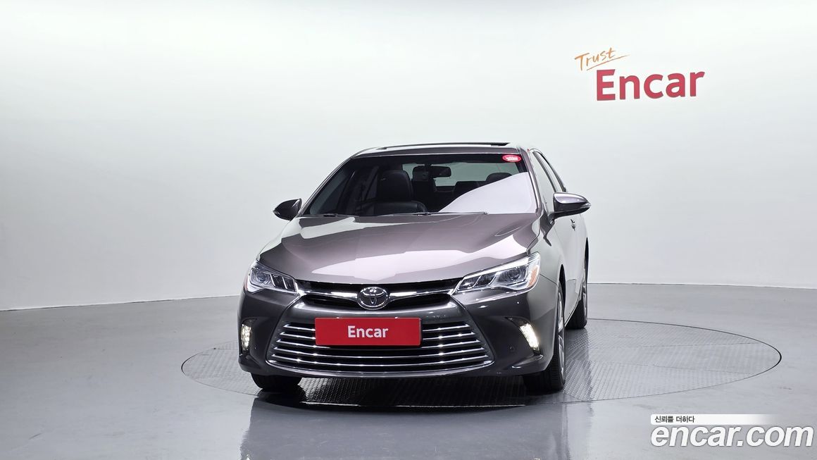 Toyota Camry 2017