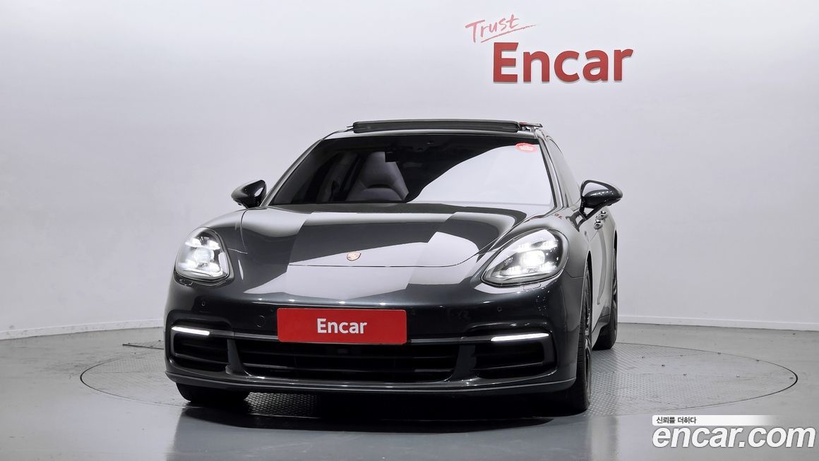 Porsche Panamera 2018