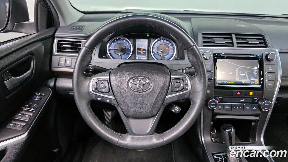 Toyota Camry 2017