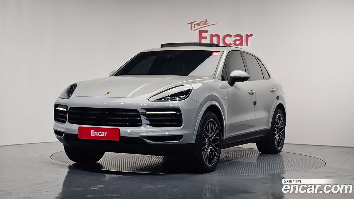 Porsche Cayenne 2021