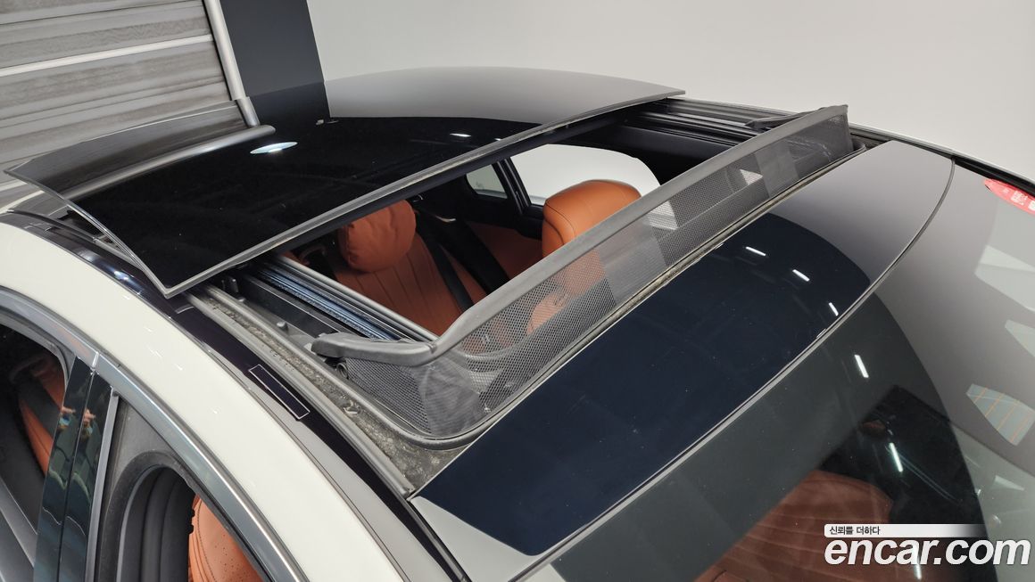 Mercedes-Benz S-Class 2022